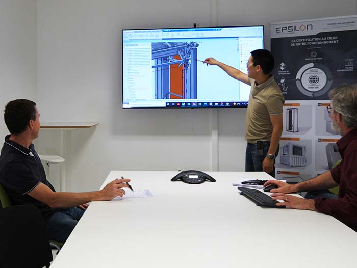 accompagnement client dans la conception d'une armoire métallique