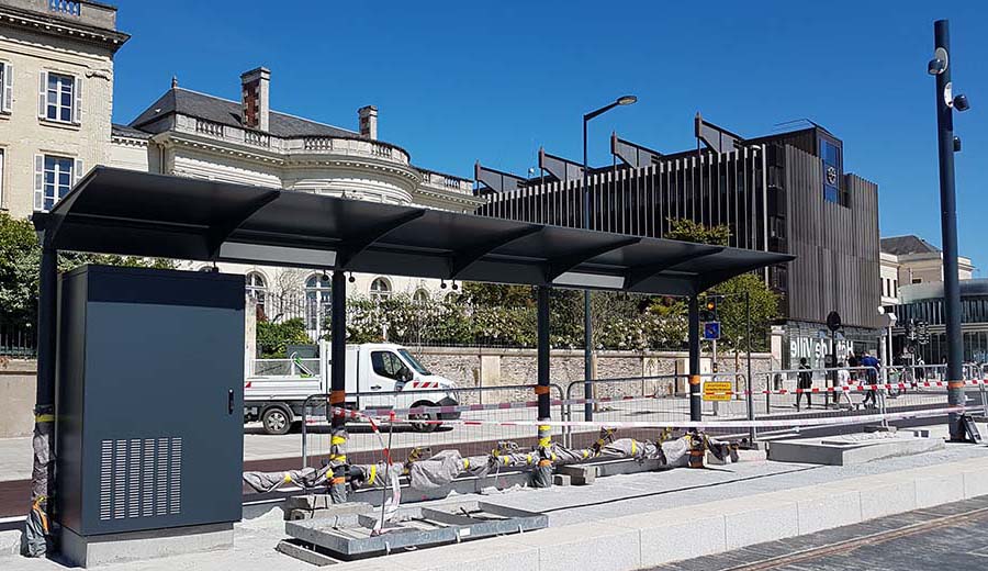 Armoire de quai fabriqué sur mesure par EPSILON et installé pour le tramway d'ANGERS